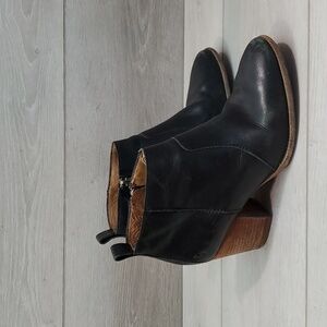 Madewell Womens Ankle Leather Heels Boots shoes sz 7